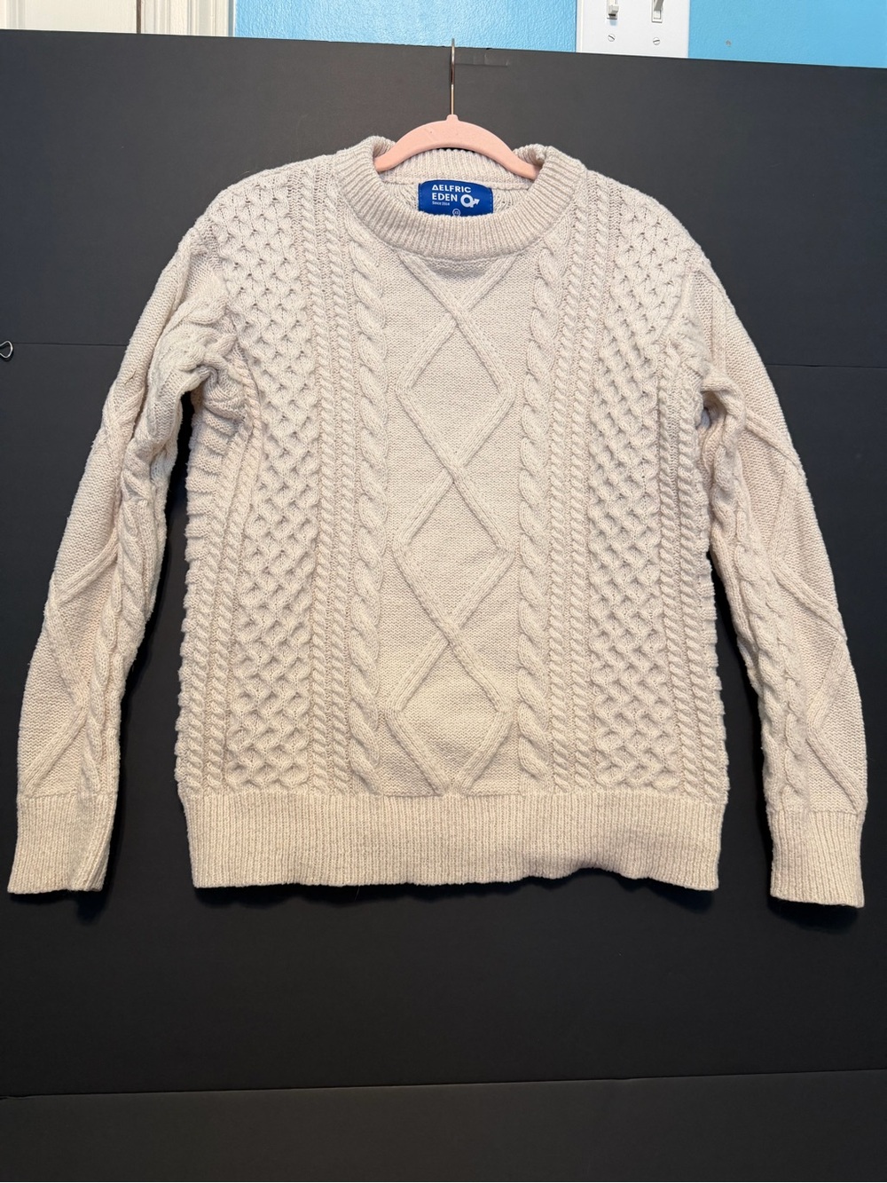 Aelfric Eden Men's Cream Cable-Knit Crewneck Sweater